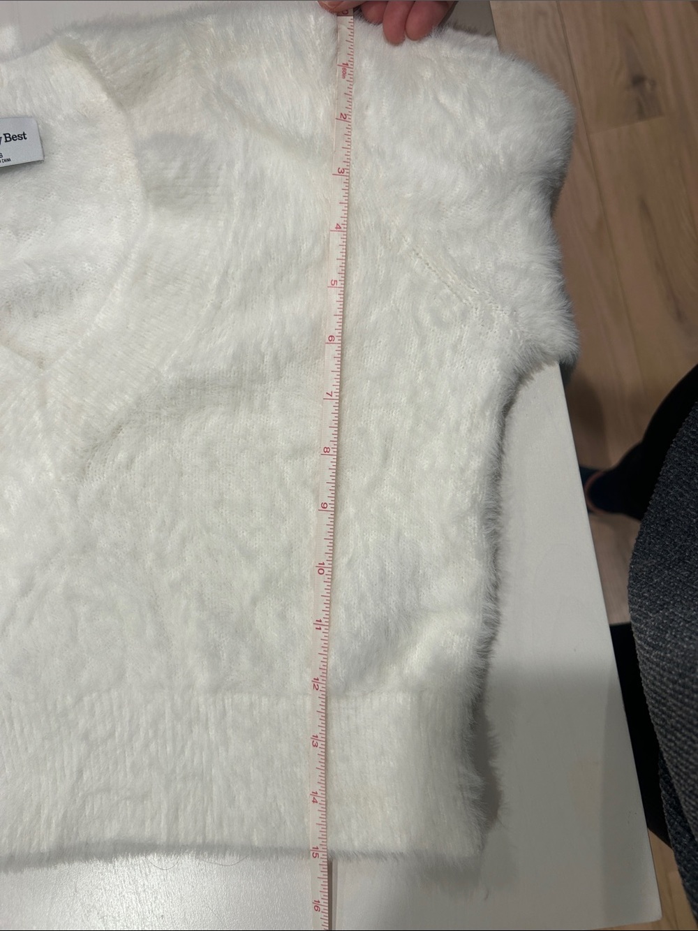 Aritzia Sunday Best Kitten V neck  sweater - Picture 12 of 13